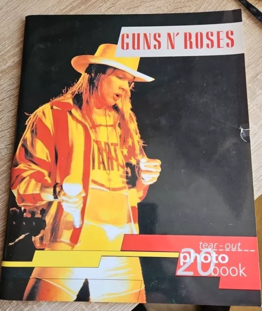 Guns N' Roses - Tear Out Photo Book