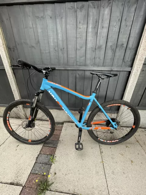 DIAMONDBACK HEIST 2.0 Mountain Bike Large frame 2017 in great