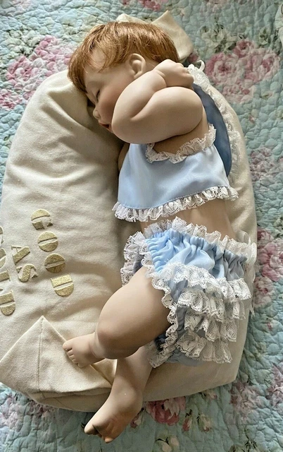 The Ashton Drake Galleries - Good As Gold Porcelain Doll With Cushion 2