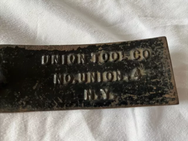 Vintage Union Tool Co. No. 4 Curved Concrete Center Groover Tool 10 1/4" Long 2