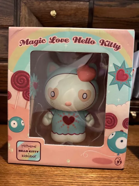 2010 KidRobot Tara McPherson x Magic Love Hello Kitty 6" Vinyl Figure BRAND NEW