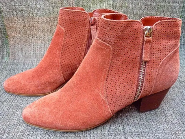 Violet & Red Carley Suede Bootie Stitch Fix Women's 8 M, FREE SHIPPING IN THE US