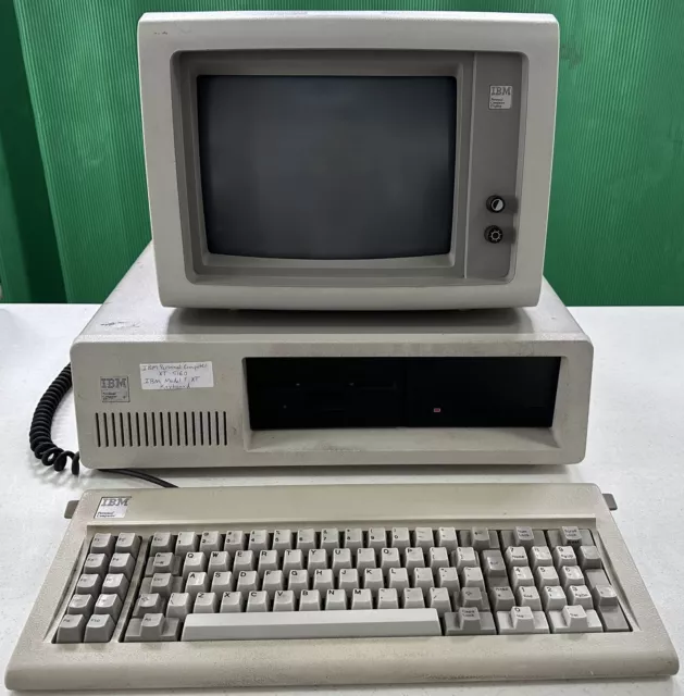 IBM Personal Computer 5160 w/ IBM Monitor 5151 & Model F XT Keyboard