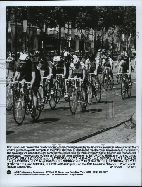 1990 Press Photo Cyclists compete in the 77th Tour de France Bicycle Racing