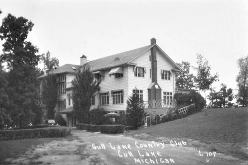 Gull Lake County Club Michigan MI Reprint Postcard