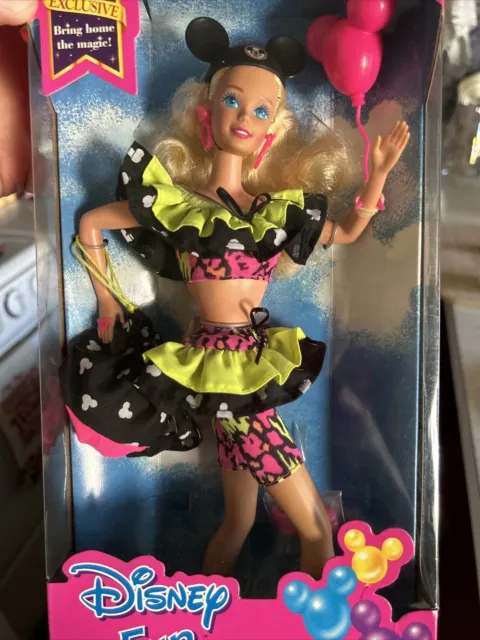 1992 Disney Fun Barbie Doll NRFB Vintage
