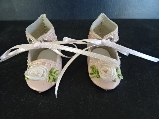 CHAUSSURES en CUIR pour POUPEE BLEUETTE (4 cm) Modèle unique fait main -ROSE