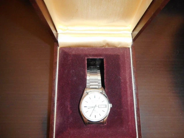 Citizen Crystron 4-860641 Vintage Used Quartz Mens  Authentic Working
