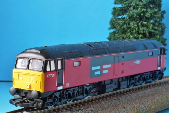 GM2210601D Class 33 021 'Eastleigh' Parcels Red Diesel Locomotive - DCC Fitted