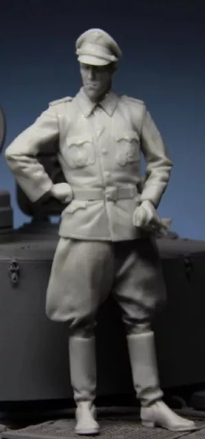 1/35 Resin Figure Model Kit German Officer Soldier Commander War WW2 Unpainted