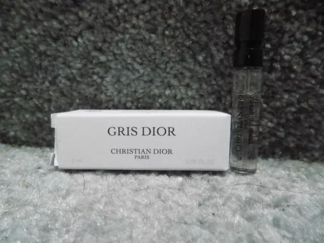 Gris dior cheap sample
