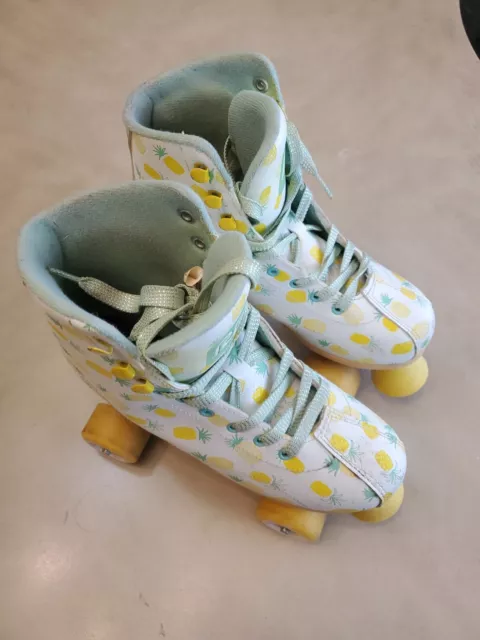 Candi Girl Lucy  Adjustable Girls Roller Skates Size 3-6 White with Pineapples