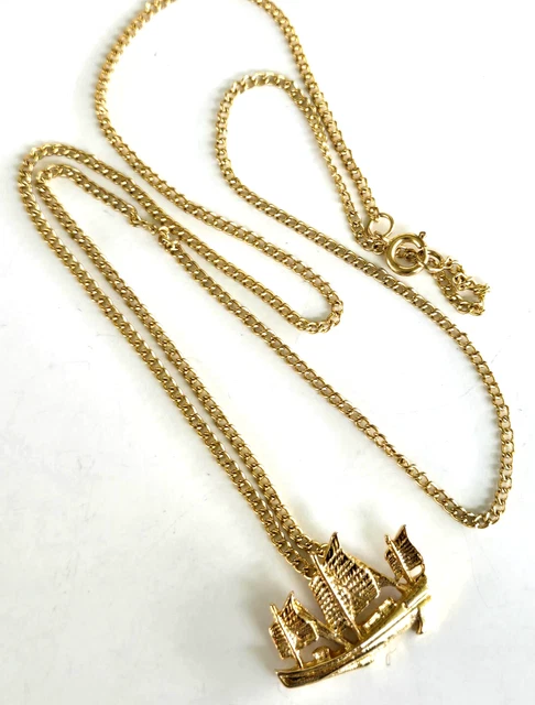VINTAGE JUNK SHIP Anju Hong Kong Souvenir Gold Tone Pendant Necklace 23 ...