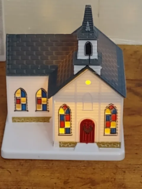 Cobblestone Corners Christmas Miniatures Lighted CHURCH