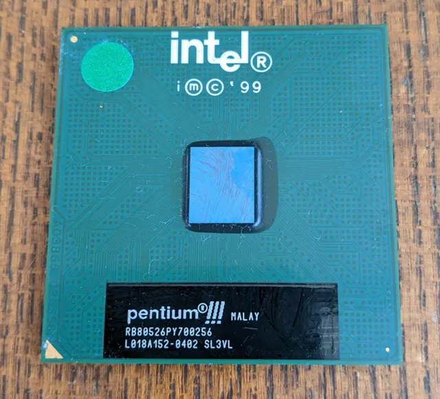 Intel Pentium III  700MHz CPU - SL3VL - PGA370 - Coppermine -Full working order