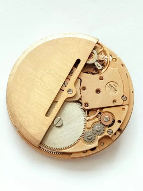 Omega 1345 movement top