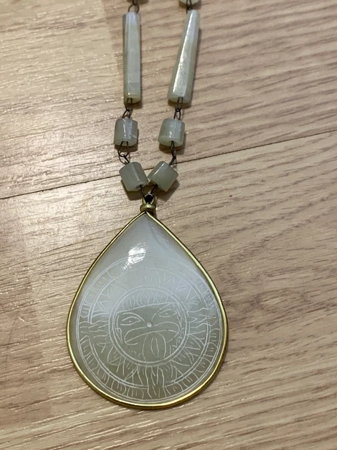 Vintage Hand Carved Mexican Aztec Necklace Cream Agate Onyx Stone Etched