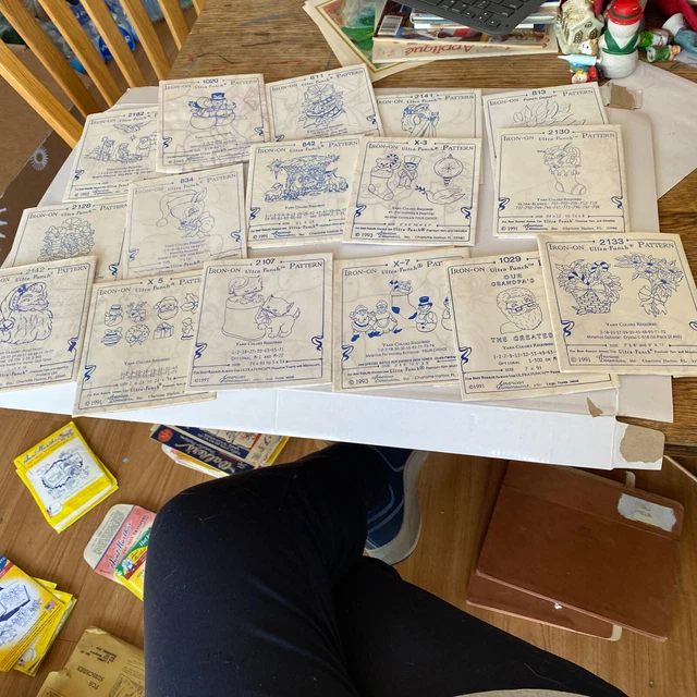 Lote de 16 patrones bordados punzón de hierro