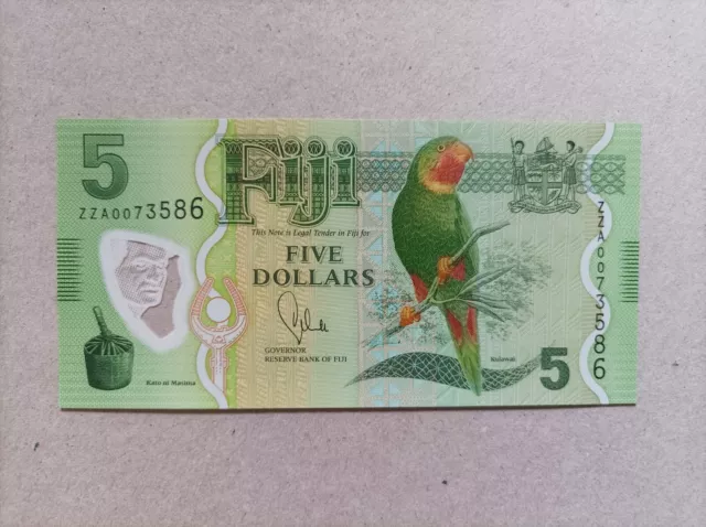 Billete de las islas Fiji de 5 dólares, UNC