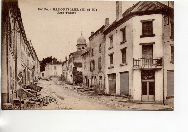 BADONVILLER - Meurthe et Moselle - CPA 54 - la rue Thiers
