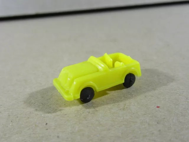 122S Spielzeug Antik Plastik Mini Jeep Willys Gelb L 2.6 CM