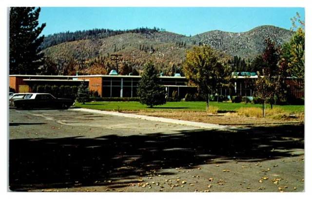 1960s Plumas Hospital, Quincy, CA Postcard *6L7