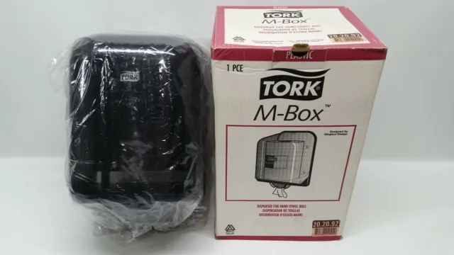Tork M-Box Paper Towel Dispenser Tork Centerfed Wall Mount Plastic w/ Keys