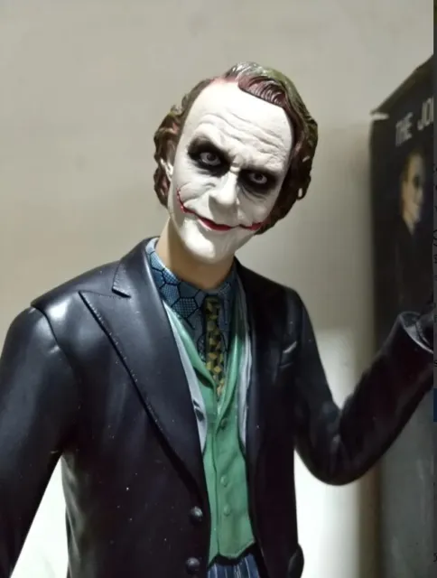 The Joker statue Batman dark knight 1/5 n sideshow xm iron studios