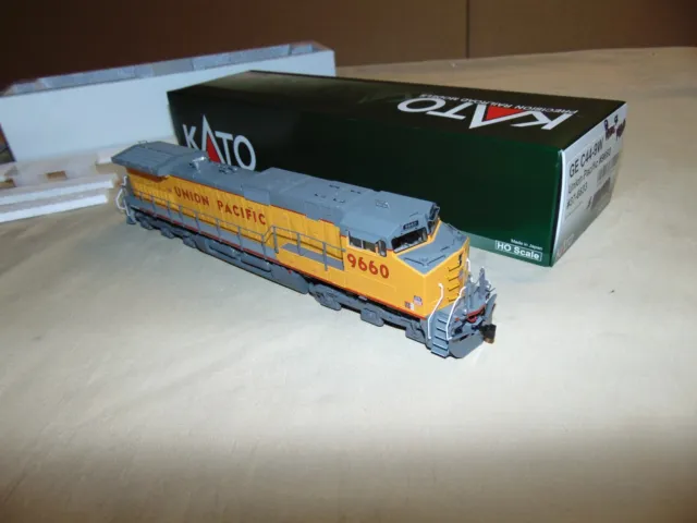 Kato Ho 37-6633 Union Pacific C44-9W Diesel In Original Box..