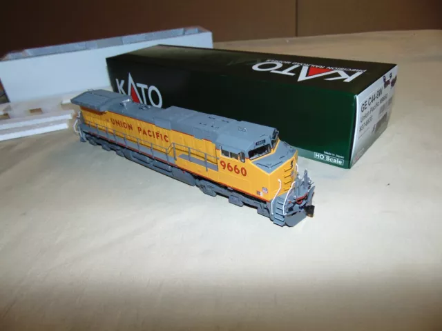 Kato Ho 37-6633 Union Pacific C44-9W Diesel In Original Box..