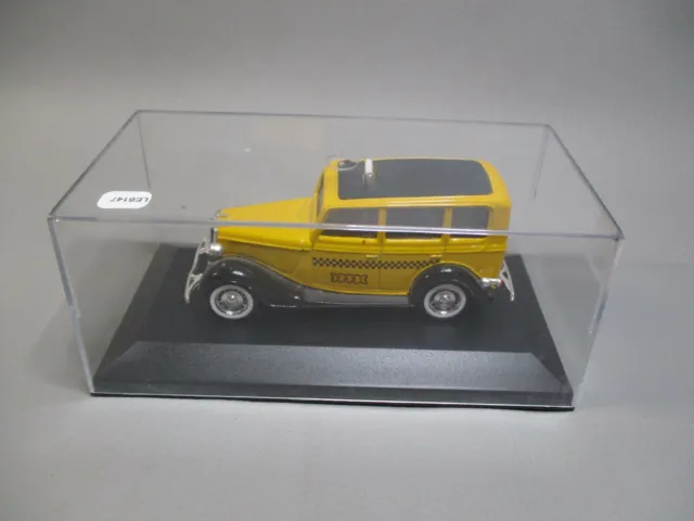 LE6147 SOLIDO Voiture 1/43 Ford V8 taxi 1936 jaune