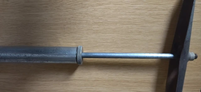Pompe de gonflage à pied 34 mm avec manomètre Michelin