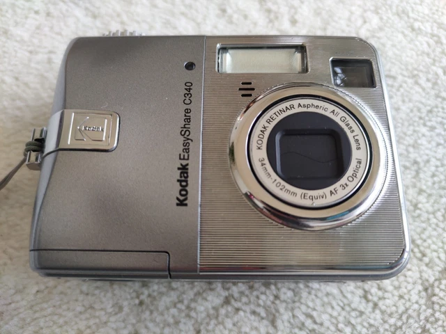 Kodak EasyShare C340 5.0MP Compact Digital Camera with Video Mode. Silver