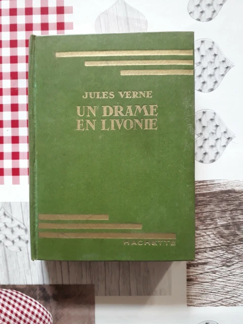 Ally Horse welfare VERNE JULES. UN drame en Livonie. Hachette. Bibliothèque Verte. Copyright 1923. EUR 5,27 - PicClick FR Ally Horse welfare VERNE JULES. UN drame en Livonie. Hachette. Bibliothèque Verte. Copyright 1923. EUR 5,27 - PicClick FR