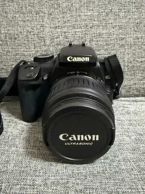 Canon EOS Kiss Digital X　EFS 18-55mm Canon EOS Kiss Digital X Camera EFS 18-55mm Lens w/Battery Grip/2