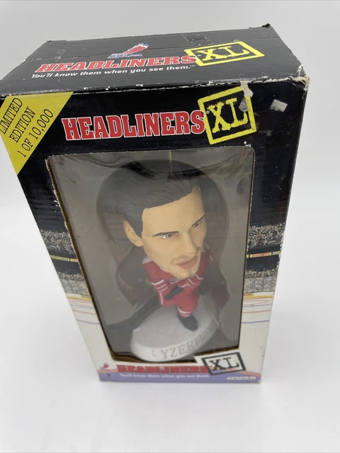 1998 Headliners XL Steve Yzerman Bobble Head
