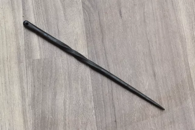 Vintage blacksmith hand forged iron spike fid spiral sailing boating tool 8" in