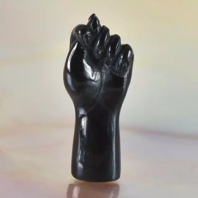 Small Mano Fico Bovine Buffalo Horn Hand Gesture Carved Sculpture Handmade 0.50g