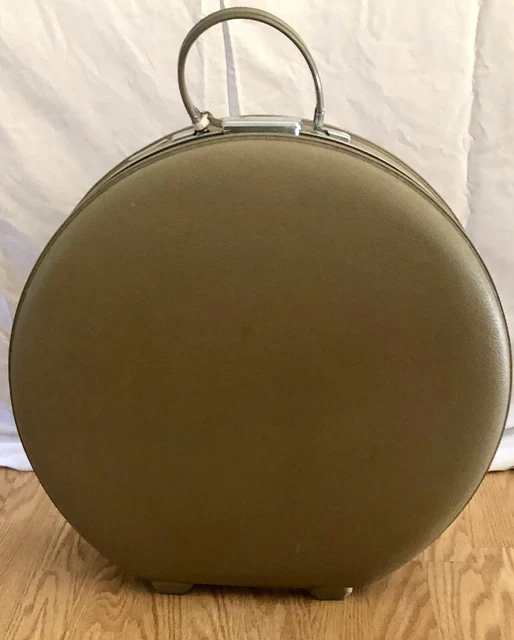 VTG AMERICAN TOURISTER Tri Taper Greenish Round Hat Box Carry On