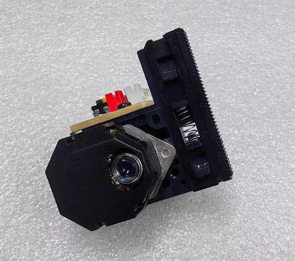 thumbnail image 2 of New Optical Laser Lens Pickup For Denon DCD-910 / DCD-920 CD Players - Generic Replacement 2 of 6