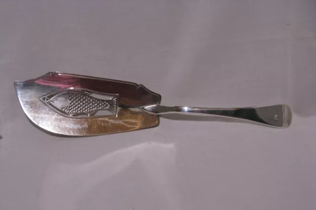 ANTIQUE ENGLISH STERLING SILVER FISH SLICE by ELEY & FEARN, LONDON, 1821