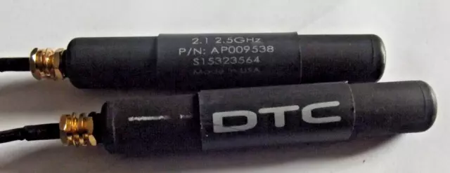 Pair ofDomo Tactical  DTC 2.1 2.5 GHZ antennas AP009538 USA military quality vgc