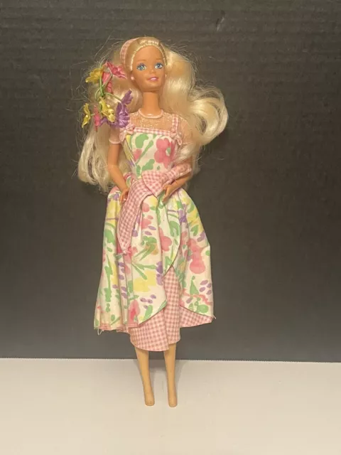 Mattel Avon Spring Petals Barbie Doll 1996 Special Edition Barbie