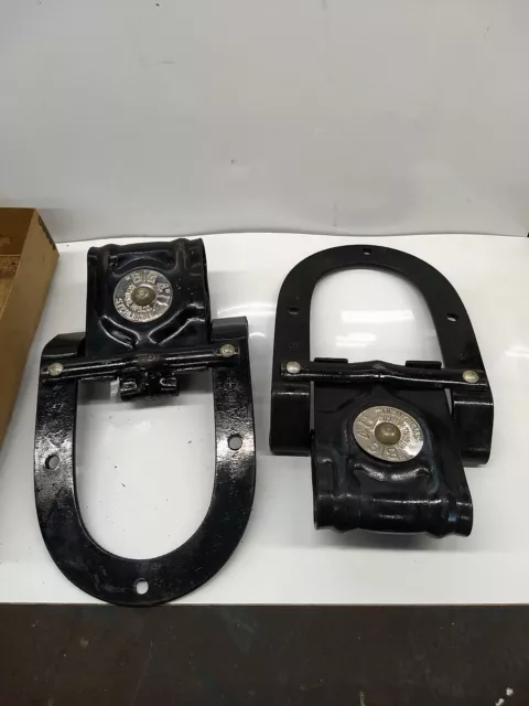 One Pair NOS NATIONAL MFG CO BIG 4 Flexible Hangers Door w/ Hardware