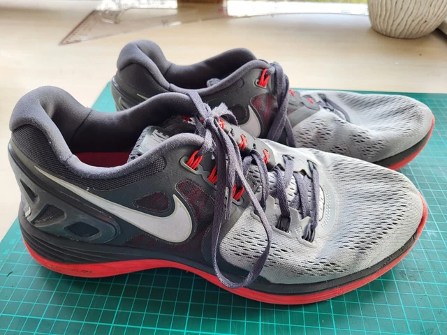 NIKE Lunar Eclipse 4 Gr.45 / Artnr 629682 006
