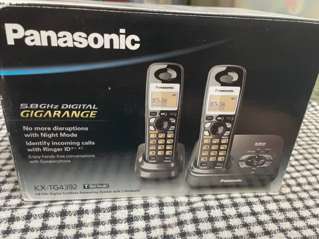 Panasonic 5.8Ghz Digital Cordless Answering System With 2 Handsets KX-TG4392 2