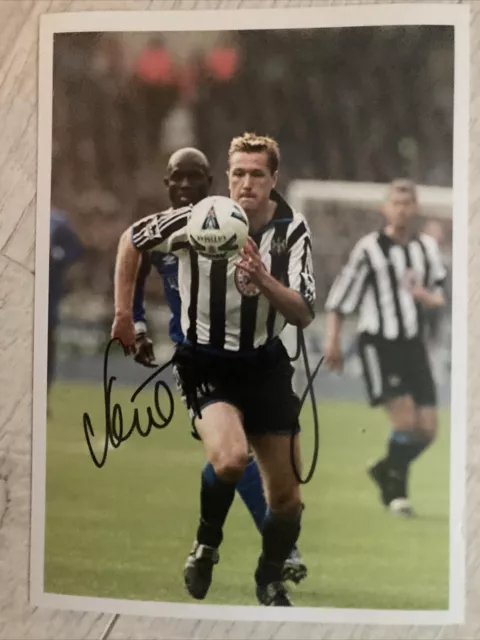 Steve Howey Newcastle United  Genuine  Hand Signed 7x5 bordered photo Autograph