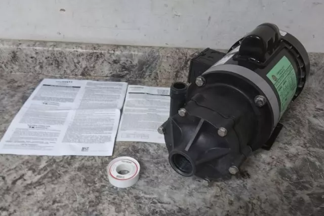 Little Giant 586604 1/2 HP 115/230V 51 Ft Max Head Magnetic Drive Pump