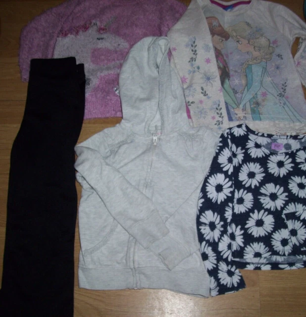 Girl's bundle  clothing.Age 6-7 years.Trousers, tops,hoodie,jumper.Free Postage!