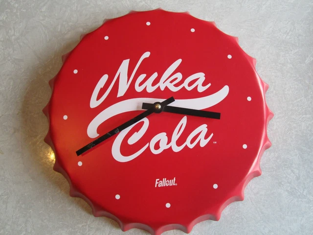 Thinkgeek Fallout Nuka Cola 14" Bottle Cap Wall Clock used - good condition